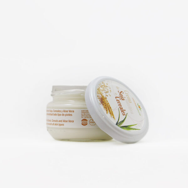 Crema nutritiva con extracto de soja, cereales y aloe vera